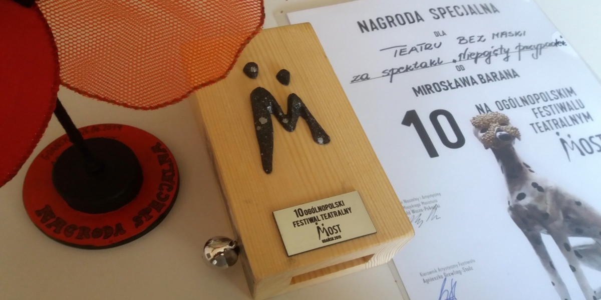 Nagrody dla Teatru &quot;Bez maski&quot;