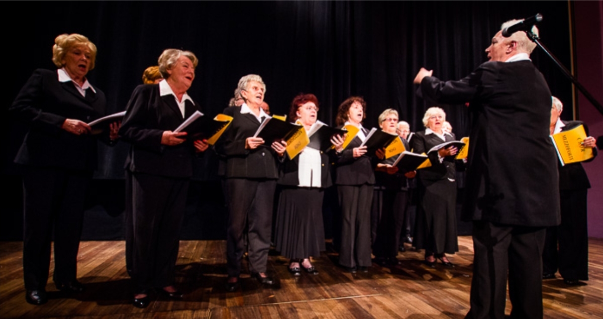 Inauguracja otwarcia roku akademickiego 2014 - 2015 na UTW (foto)
