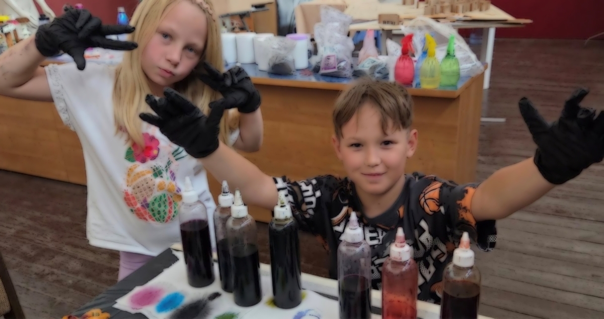 Daj drugie życie ubraniom - Pełnosprawni w kulturze (foto)