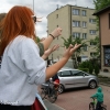 Przejazd platformą ulicami miasta