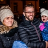 Uroczyste zaświecenie choinki na placu dworcowym