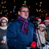 Uroczyste zaświecenie choinki na placu dworcowym